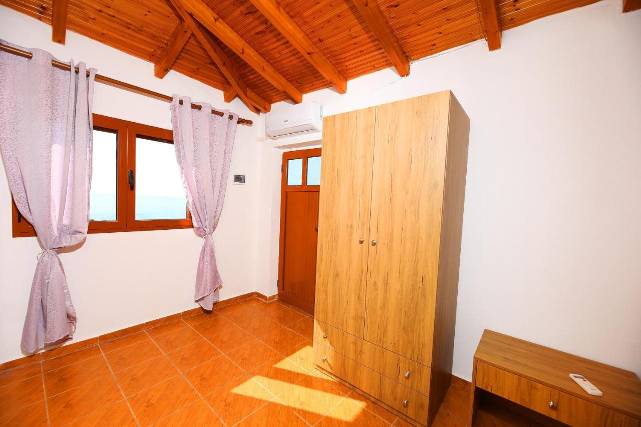 Seascape Villas Vlore Exterior photo