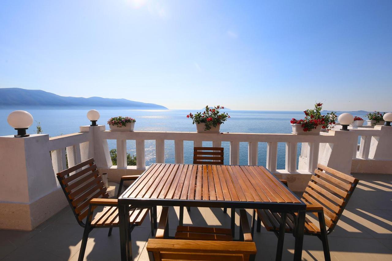 Seascape Villas Vlore Exterior photo